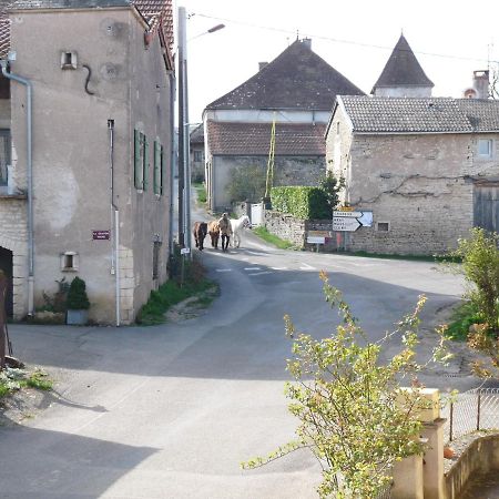 La Maison Des Lys Chissey-les-Macon Exterior photo